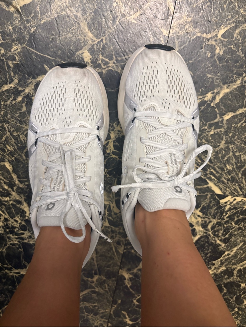 On Running Women's White/Light Gray Mesh Running Shoes